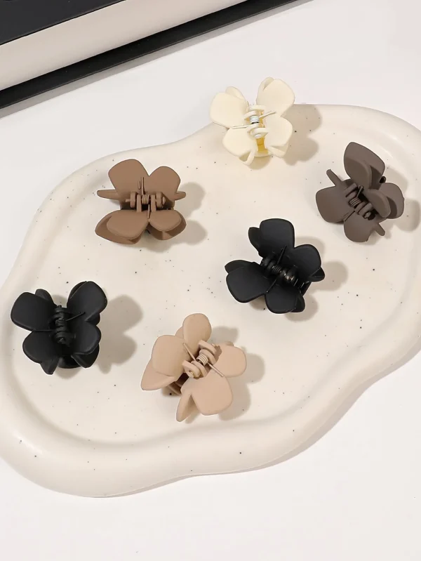 6 Pcs Small Butterfly Hair Clips,No Slip Colorful Clips Accessories for Girls and Women Thin and Medium Hair - Image 4