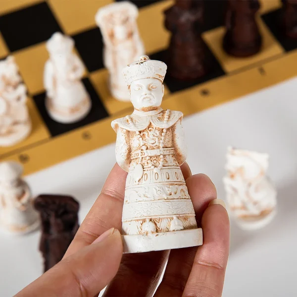 Super-large, deliberately aged three-dimensional character design with heavy chess pieces, a 43cm/ 16.9-inch chess board game - Image 2