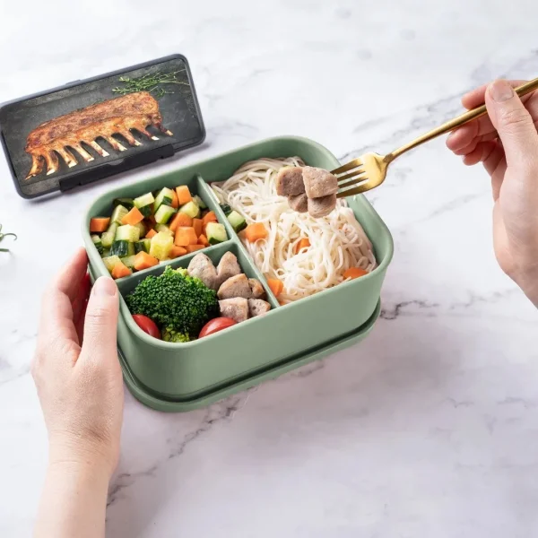 New three partition silicone Lunch Box portable microwave-heatable food box with sealing fresh-keeping box - Image 2