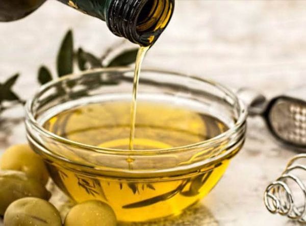Royal Extra Virgin Olive Oil 4 Liter - Image 3