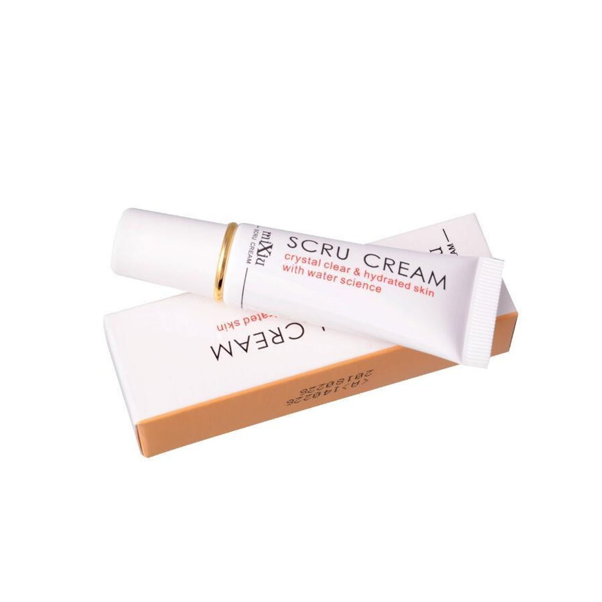 cc4e322fda6e26ac33468991045b224d With the help of scru cream, dead skin lip care is removed - Image 1