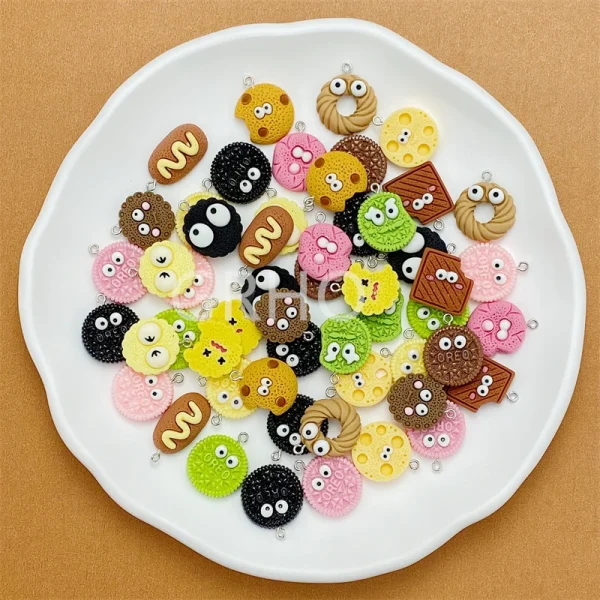 10/20pcs Simulation Cookies Biscuit Food Resin Charms Pendants Flatback Cabochon Embellishments DIY Scrapbooking - Image 3